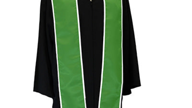 The Symbol of Success: Unveiling the Graduation Stole’s Hidden Meanings