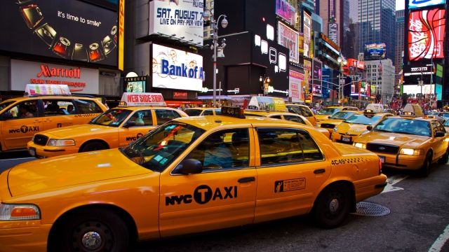 From Runway to Ride: Navigating the Airport Taxi Experience