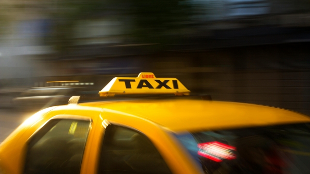 Ride the Skies: Navigating Airport Taxi Services Like a Pro